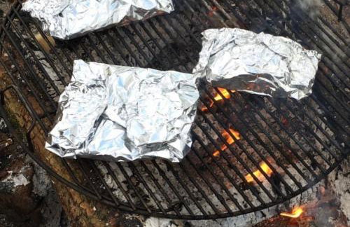 Kingfisher Riverside Glamping with private hot tub - Foto 12