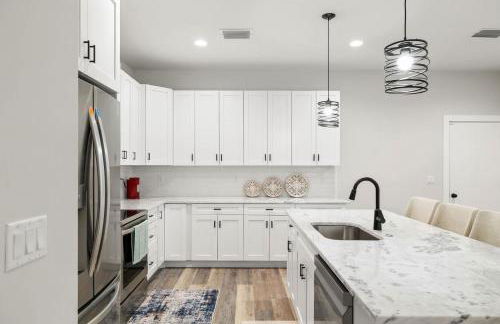 New build in Old West #2 3 Bed 2 Bath Family Rental - Foto 13