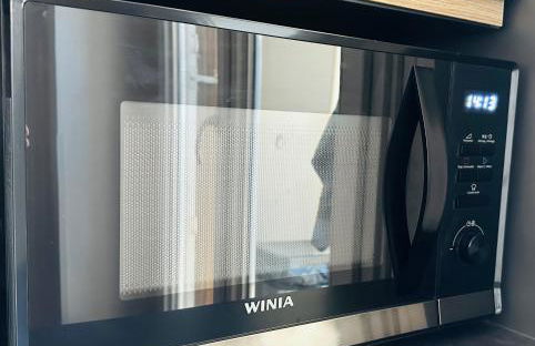 The NICE - 3 rooms, 3air cond, 3TV, 3fans, 2 wc, WIfi everywhere 5min aeroport, train, beach, 1min tram, 15 min centre, port, parking possible - Foto 24