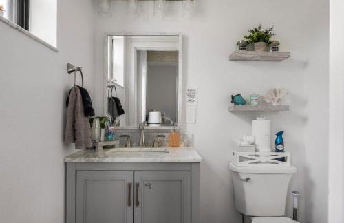 Hernando Hideaway:Heated Pool/Decks/Dock/Balcony/Yard w/ Firepit/Kayaks - Foto 15