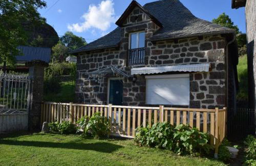 Gîte 4 personnes dans le Cantal Animaux bienvenus - Foto 13
