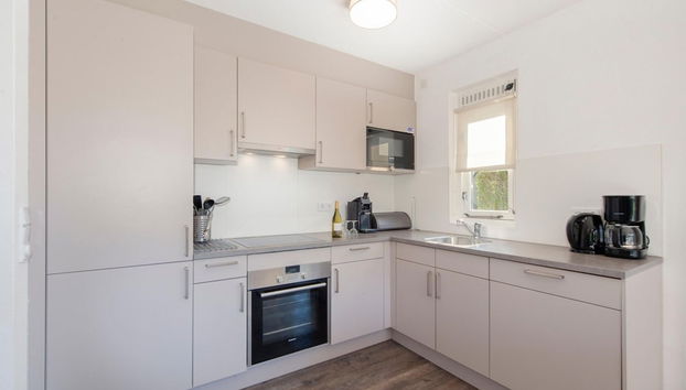 Restyled Villa With Dishwasher, Near the Beach - Foto 3, Cocina privada