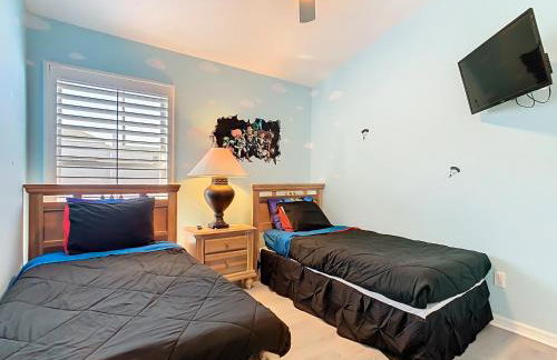 Pool home near Disney w themed rooms - Foto 58