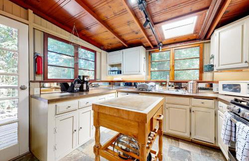 Cozy Riverview Cabin - Foto 17