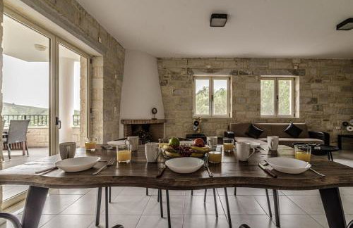 Elysian Stone Villa with Pool & Mountain View - Photo 35