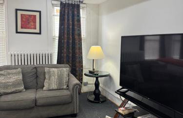 Gorgeous Refurbished 1Bdrm and 1Den Home - Foto 19