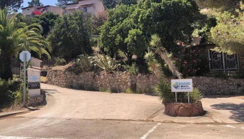 Duplex vue mer EXCEPTIONNELLE en Corse du sud proche plage - le 180Corse - Foto 2