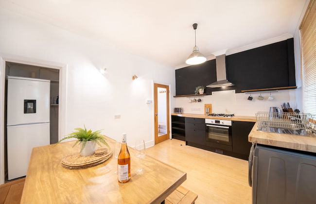 Host Stay Poppy s Cottage - Photo 2