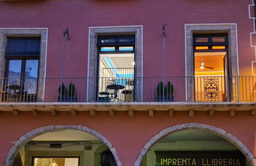 Apartaments Vicus 3 con vistas a la Plaza Mayor de Vic - Photo 5