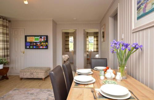 Heather Lodge with Hot Tub - Foto 6