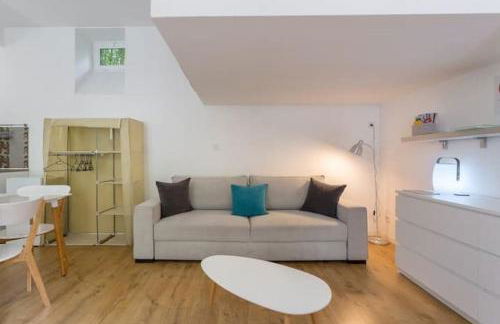 Calm in the city center of Lyon - Foto 6