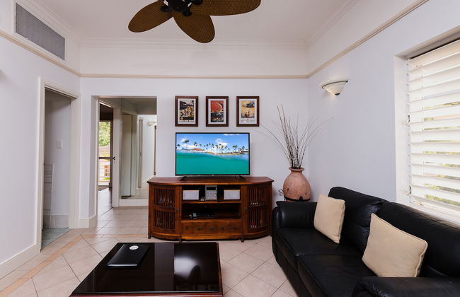 Villa Beach Palm Cove - Photo 46