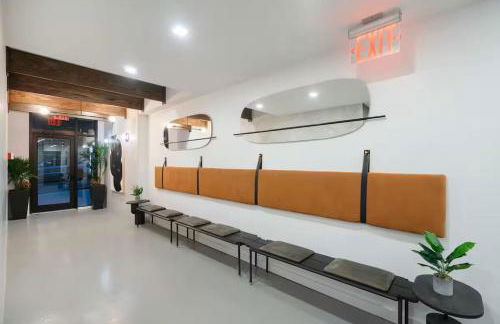 Luxury 3BR Duplex w Private Patio in Upper East - Foto 35