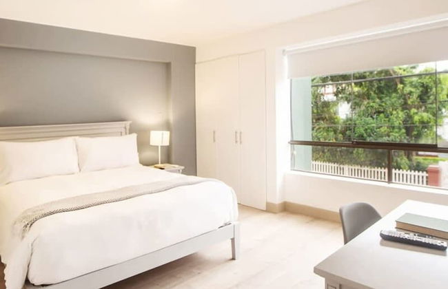 w Minimalist 1BR w AC in Miraflores - Foto 1