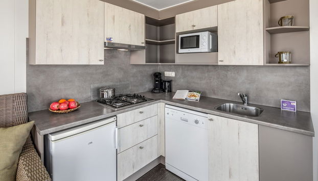 Beachfront Escape w/ Pets - Foto 4, Cocina privada