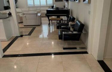 A Tranquil Haven with Elegance - Foto 16