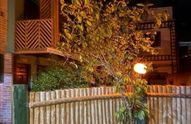 Lua Chalés 14 chalés equipados com churrasqueira individua , piscina e hidro incluindo café da manhã servido no quarto , roupa de cama, toalhas de banho e de praia a apenas 600 metros da praia de Maresias - Foto 38