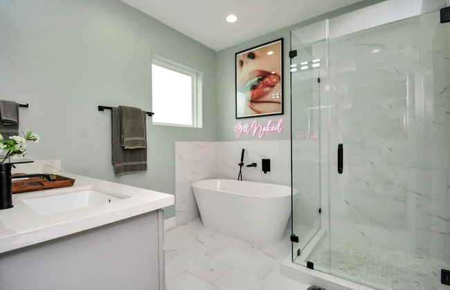 Paradise Palace Best Rooftop in HTX w Hot Tub - Foto 44