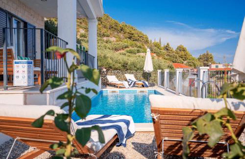 Lux & View - Sveta Nedjelja - Foto 17