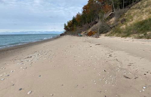 Sunset Serenity - INCREDIBLE HOME ON LAKE BLUFF! - Photo 14