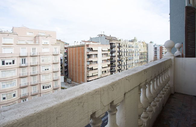 Barcelona Fira Apartments - Photo 70