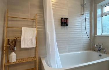 Stylish 3-Bed Countryside House, Peace & Privacy - Foto 14