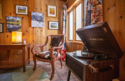 Lake Cabin with King Bed, Foodie Kitchen, and Views - Foto 7