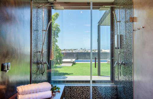 Luxury and Harmony House - Photo 21
