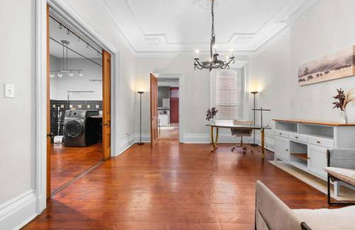 Allentown 5 BR House Free Parking No Chores! - Photo 17