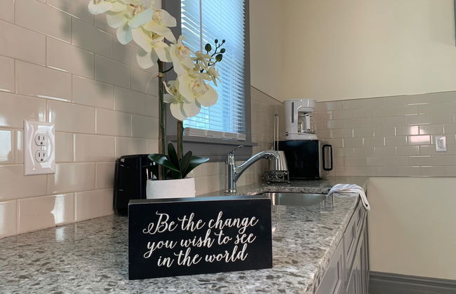 The Hennepin House-Private Yard &Parking - Foto 14