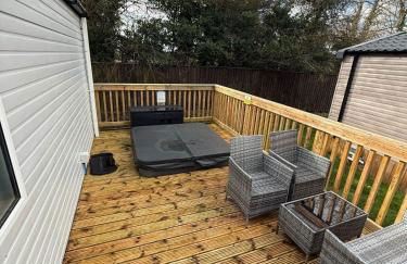 Cuckoo Lodge with Hot Tub at Brickyard Lakes - Foto 3