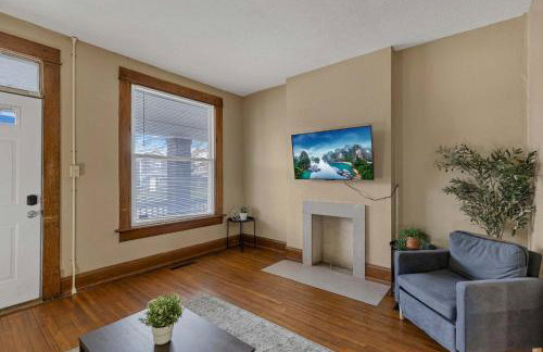 Your Central Columbus Retreat Awaits 5 BR 2 Bath - Foto 6