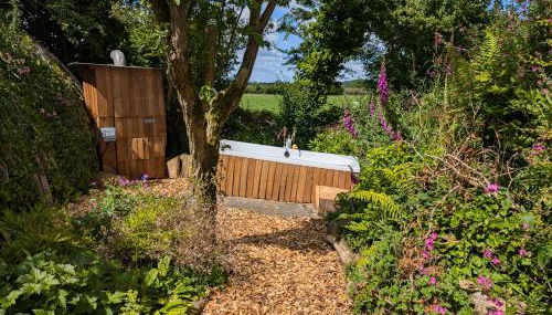 Dreckly cabin - Lydcott Glamping with Cornish sea views - Foto 5, Garden