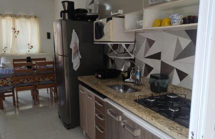 Linda casa de praia sobre as ondas - casa em condomínio com 1 vaga de garagem - Foto 13