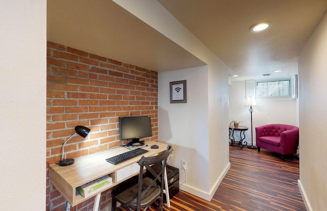 Mulberry Place: a Charming Cottage Near Old Town! - Photo 33