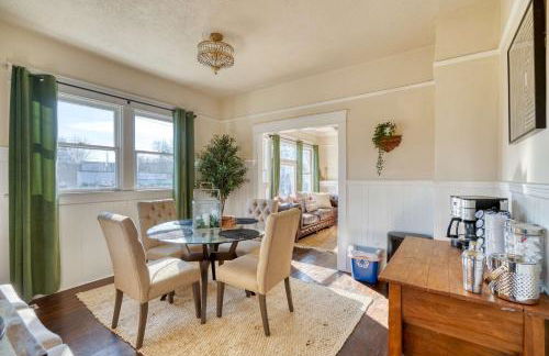 Dream Two-Bedroom in Laurelhurst - 97 WalkScore - Photo 8