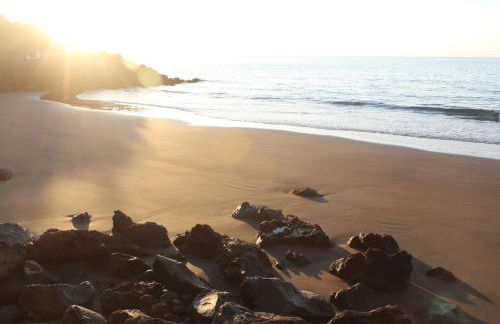 Beach hideaway apartment with modernist design - Foto 26