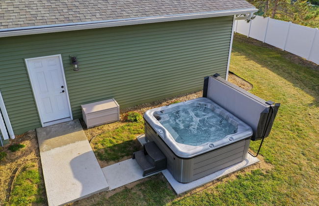 The Goat House Waterfront Hottub 3 Acres - Foto 6