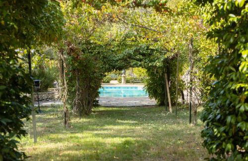 Authentique "mas" Provencal avec sa grande piscine, havre de paix en pleine nature ! - Foto 37