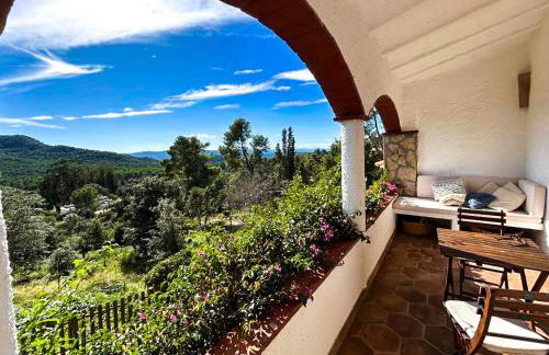 PRAGA 2 - Encantadora casa con piscina y vistas al bosque! - Foto 14