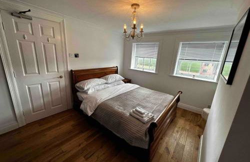 Grammar School Yard Four Bedroom Free Parking - Foto 44