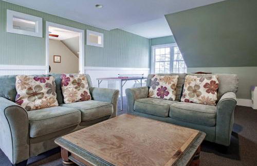 Chesapeake Waterfront - 7BR 5BA - Beach Pool Dock - Foto 25