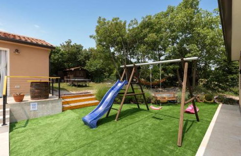 Beautiful Home In Kunj With Wifi - Photo 26