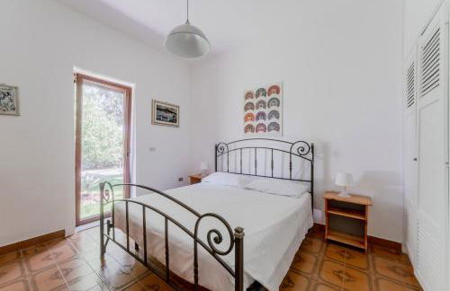 Villa Giglio with Garden and Mini Pool by Rentbeat - Foto 33