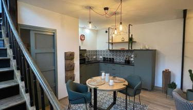 Entre Nous Le Maréchal - Foto 2