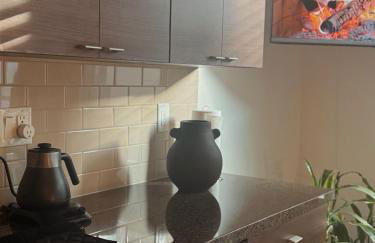 Elegant Suite at Marina-Venice Beach with Pool, Jacuzzi, GYM by Holisticā Retreats - Foto 44