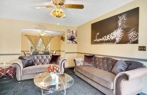 Spacious & Quiet 3BR Family Home with Fast WiFi - Foto 75