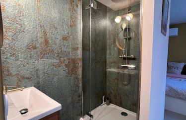 La provence avec piscine privative en campagne - Photo 6