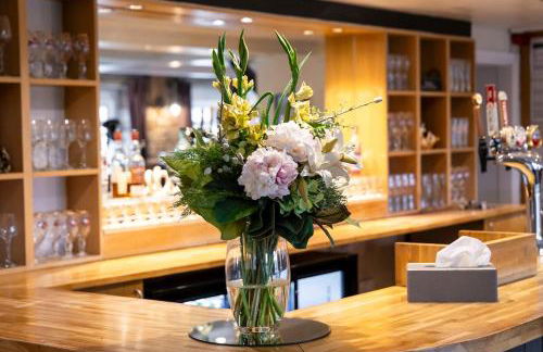 New Hobbit, stunning views, sleeps 42, Bar, Hot Tub - Foto 10