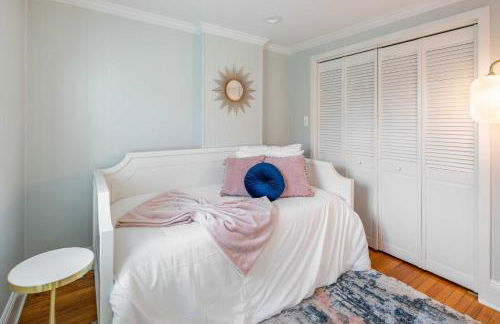 Brooke House In The Heart of Downtown with Patio! - Foto 19